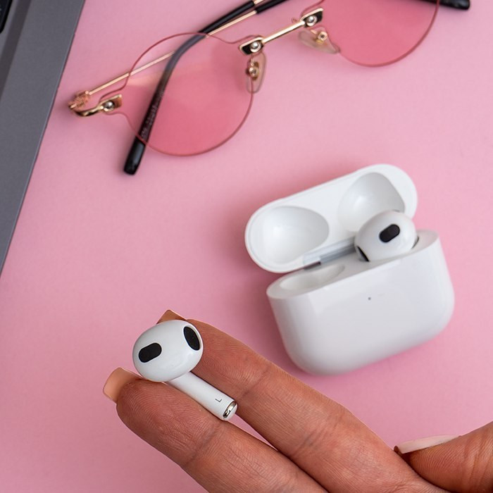 هندزفری بیسیم اپل مدل AirPods نسخه های کپی