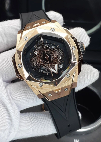 ساعت مچی مردانه هابلوت کهکشانی کرنوگراف رزگلد Hublot