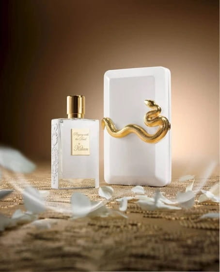 اسانس عطر از برند لوزی گود گرل گان بد Good Girl Gone Bad