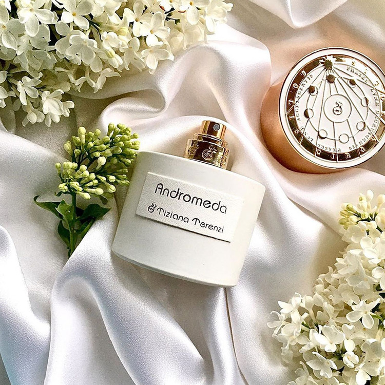اسانس عطر برند luzi تیزیانا ترنزی آندرومدا(Tiziana Terenzi Andromeda)