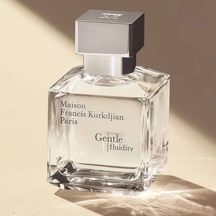 اسانس عطر از برند لوزی فرانسیس کورکجان جنتل فلویدیتی سیلور (Maison Francis Kurkdjian Gentle Fluidity Silver)