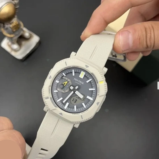 ساعت کاسیو پروترک Casio Protrek PRJ-B001-5732P با بند رابر طوسی