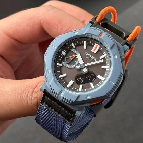 ساعت مچی مردانه کاسیو پروترک CASIO PRO TREK PRJB001B 2 سرمه ای دو زمانه