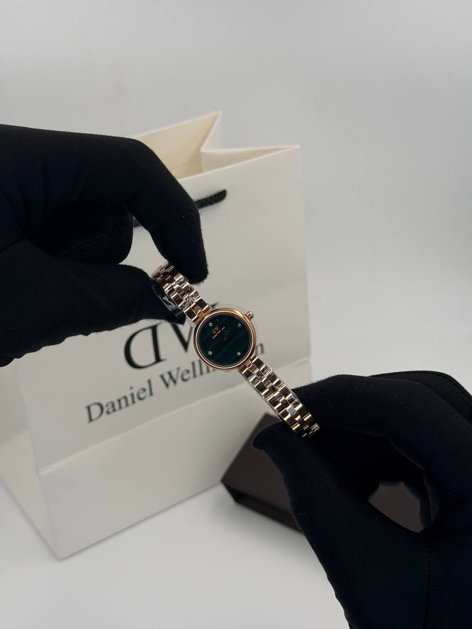 ساعت زنانه مینی مارک DW موتور ژاپن کیفیت مستر رنگ ثابت