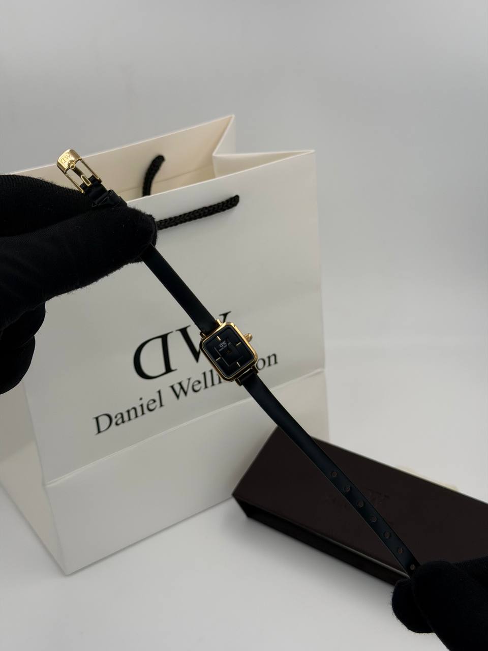 ساعت زنانه مینی مارک DW موتور ژاپن کیفیت مستر رنگ ثابت