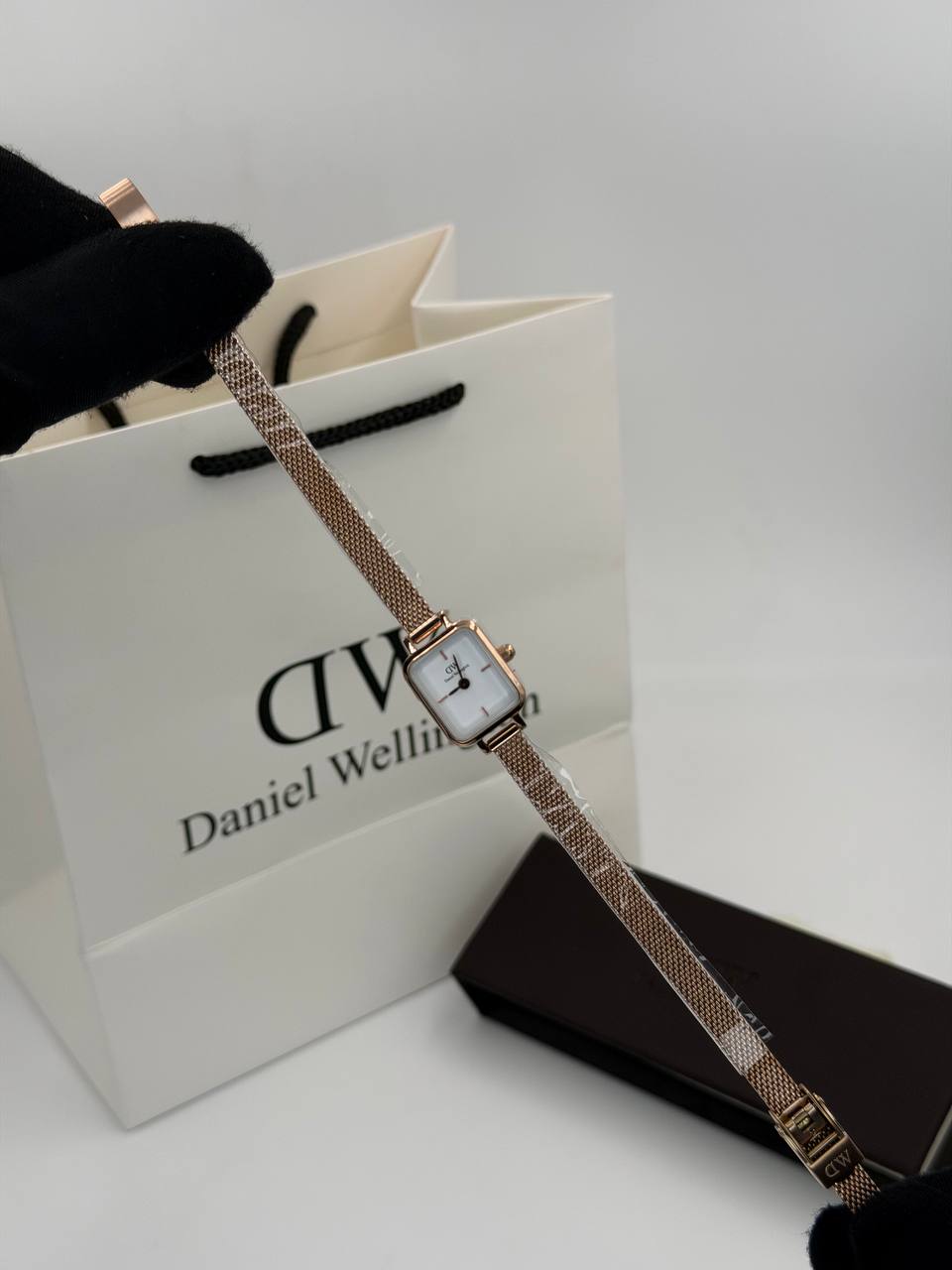 ساعت زنانه مینی مارک DW موتور ژاپن کیفیت مستر رنگ ثابت