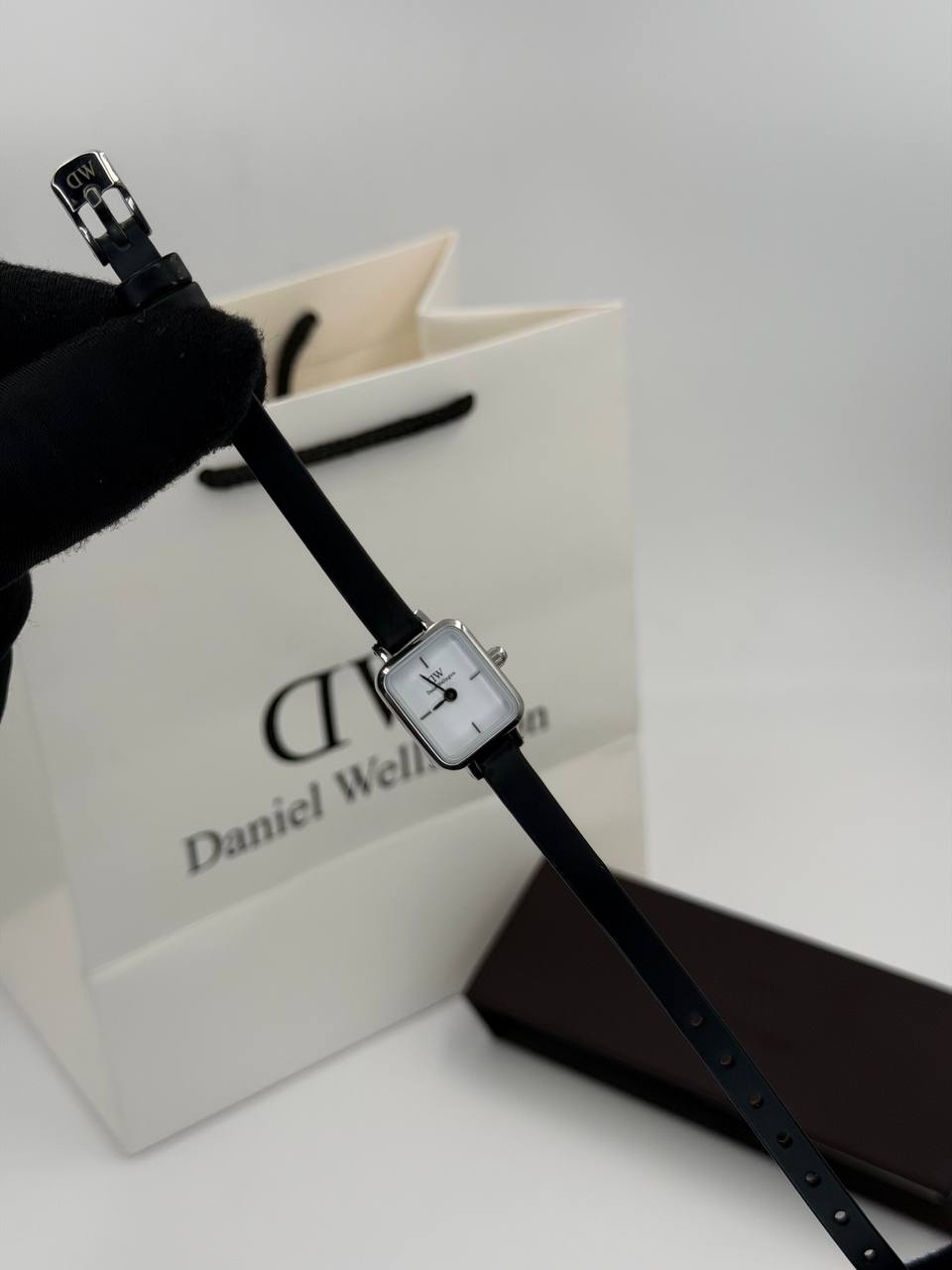 ساعت زنانه مینی مارک DW موتور ژاپن کیفیت مستر رنگ ثابت