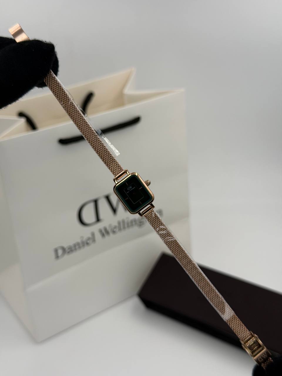 ساعت زنانه مینی مارک DW موتور ژاپن کیفیت مستر رنگ ثابت