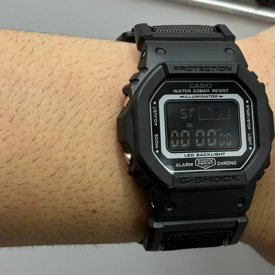 ساعت مچی کاسیو جیشاک DW-5600